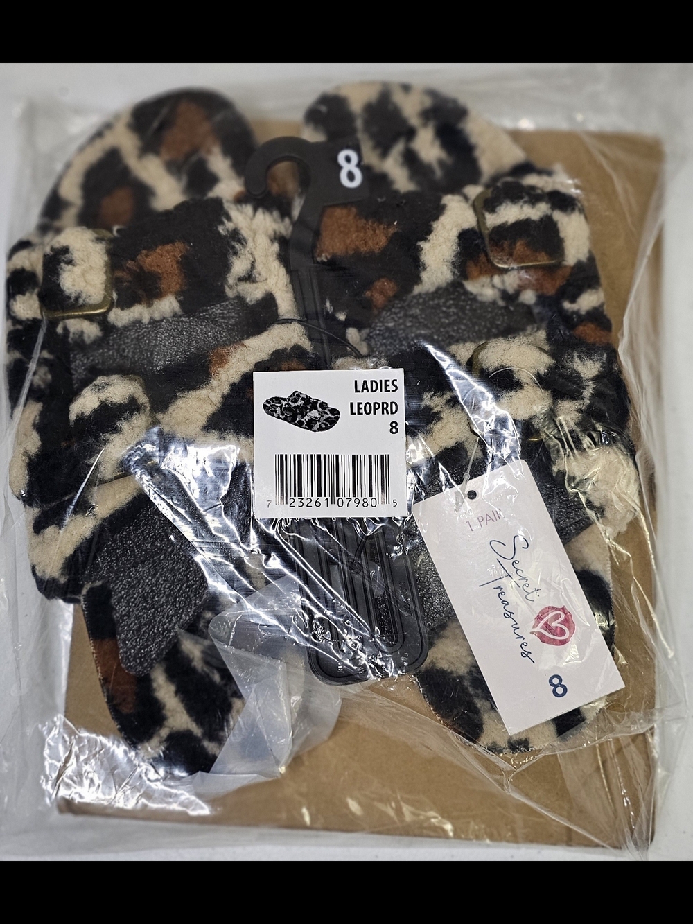 Secret Treasures Women Slippers Shoes Animal Print size 8 NEW WHIT TAGS